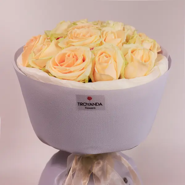 Букет 17 Роз Пич Аваланч купить