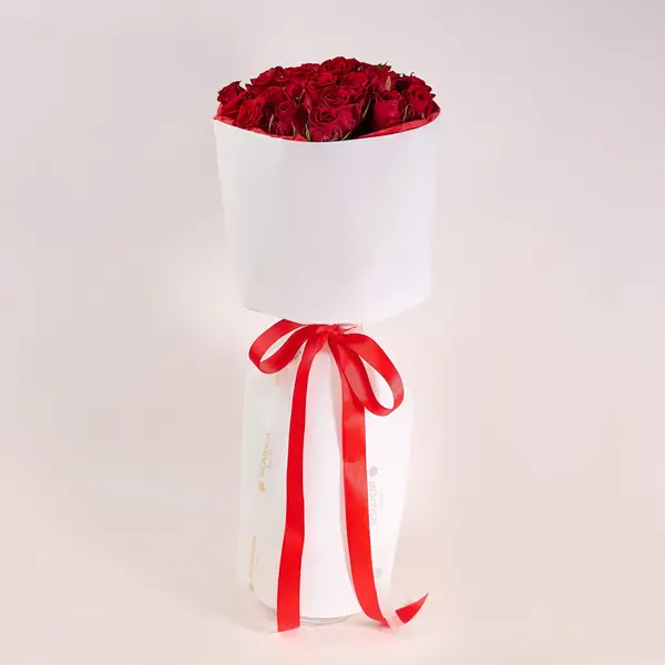 Букет 25 Роз красных Ред Игл купить