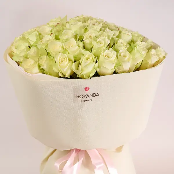Букет 65 Троянд Атена купити