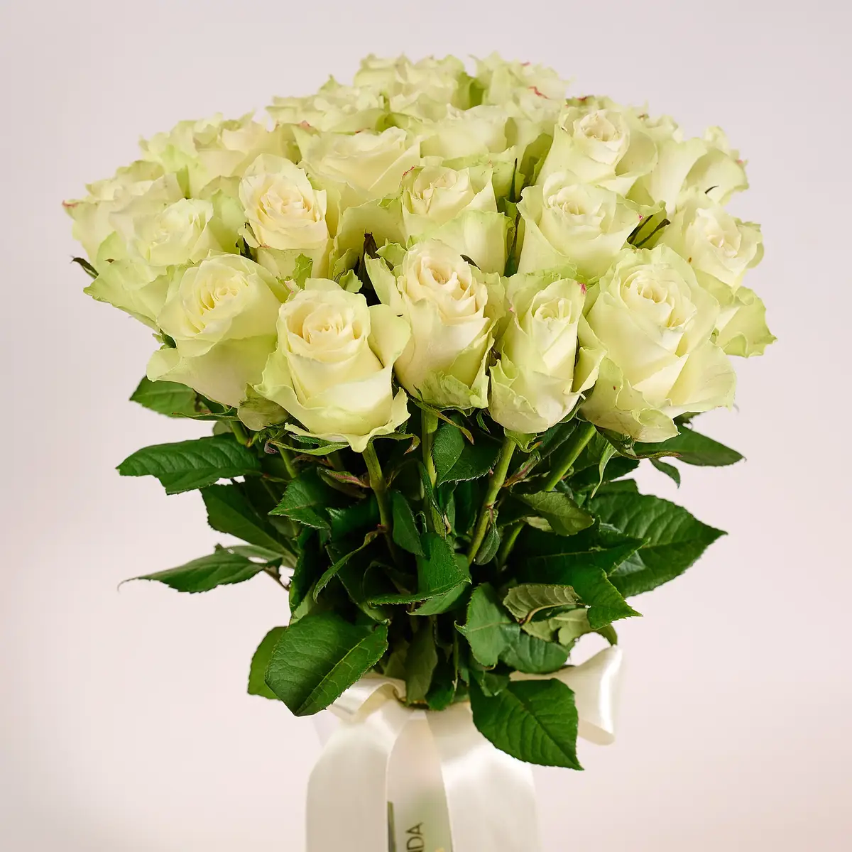 Букет 31 Троянда Атена купити недорого в Україні, фото 2