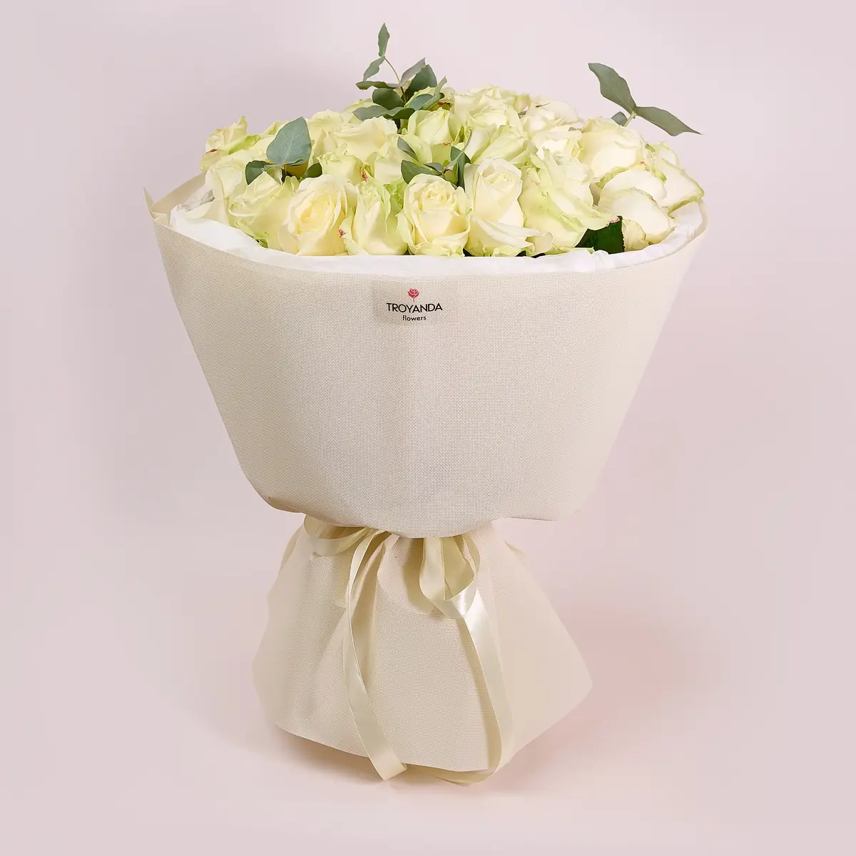 Букет 27 Роз белых Аваланч купить