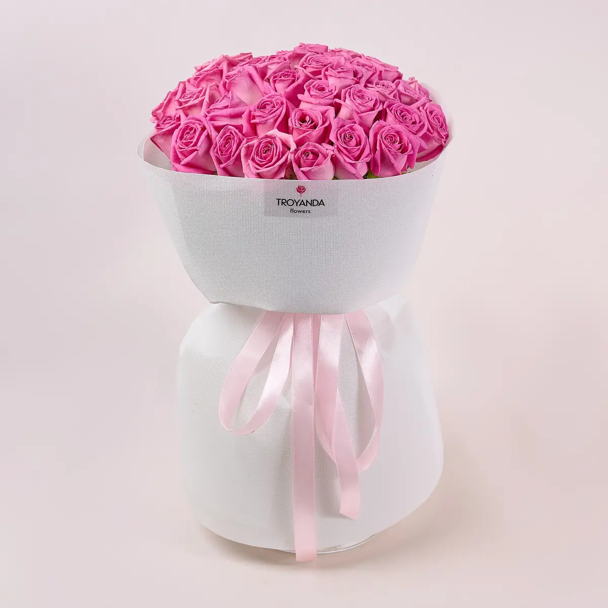 Букет 41 Троянда Аква купити