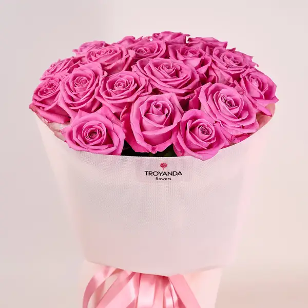 Букет 19 Троянд Аква купити