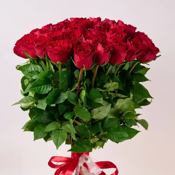 Букет 45 Троянд червоних Мадам Ред купити