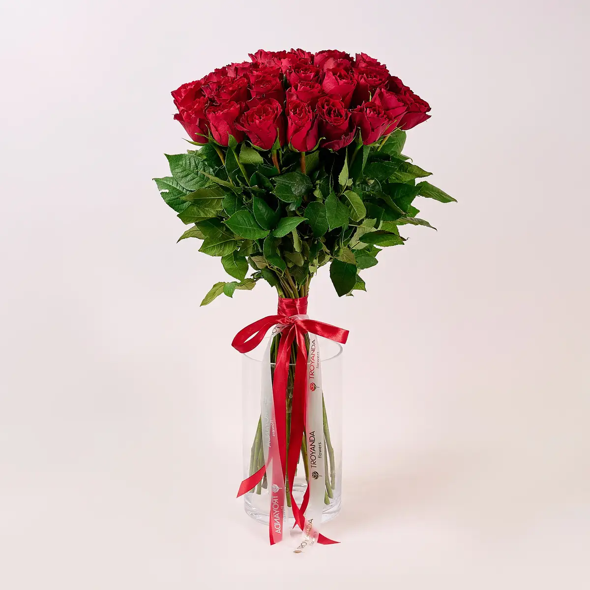 Букет 29 Троянд червоних Мадам Ред купити