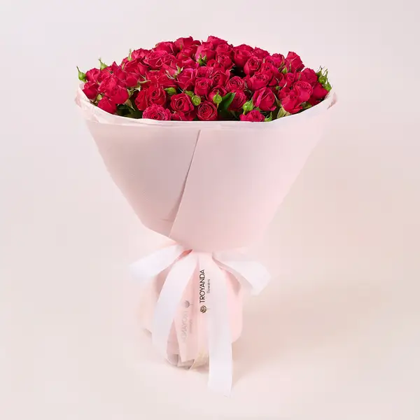 Букет 33 Троянди спрей Квінсі купити