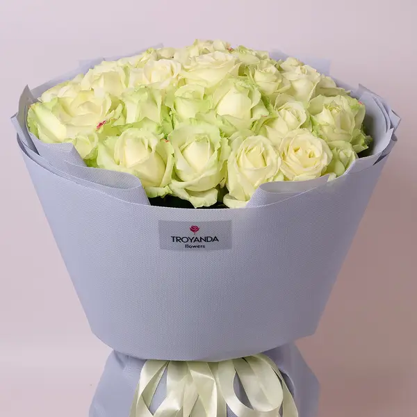 Букет 35 Троянд білих Аваланч купити