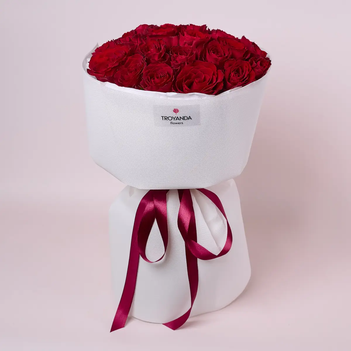 Букет 27 Троянд червоних Мадам Ред купити