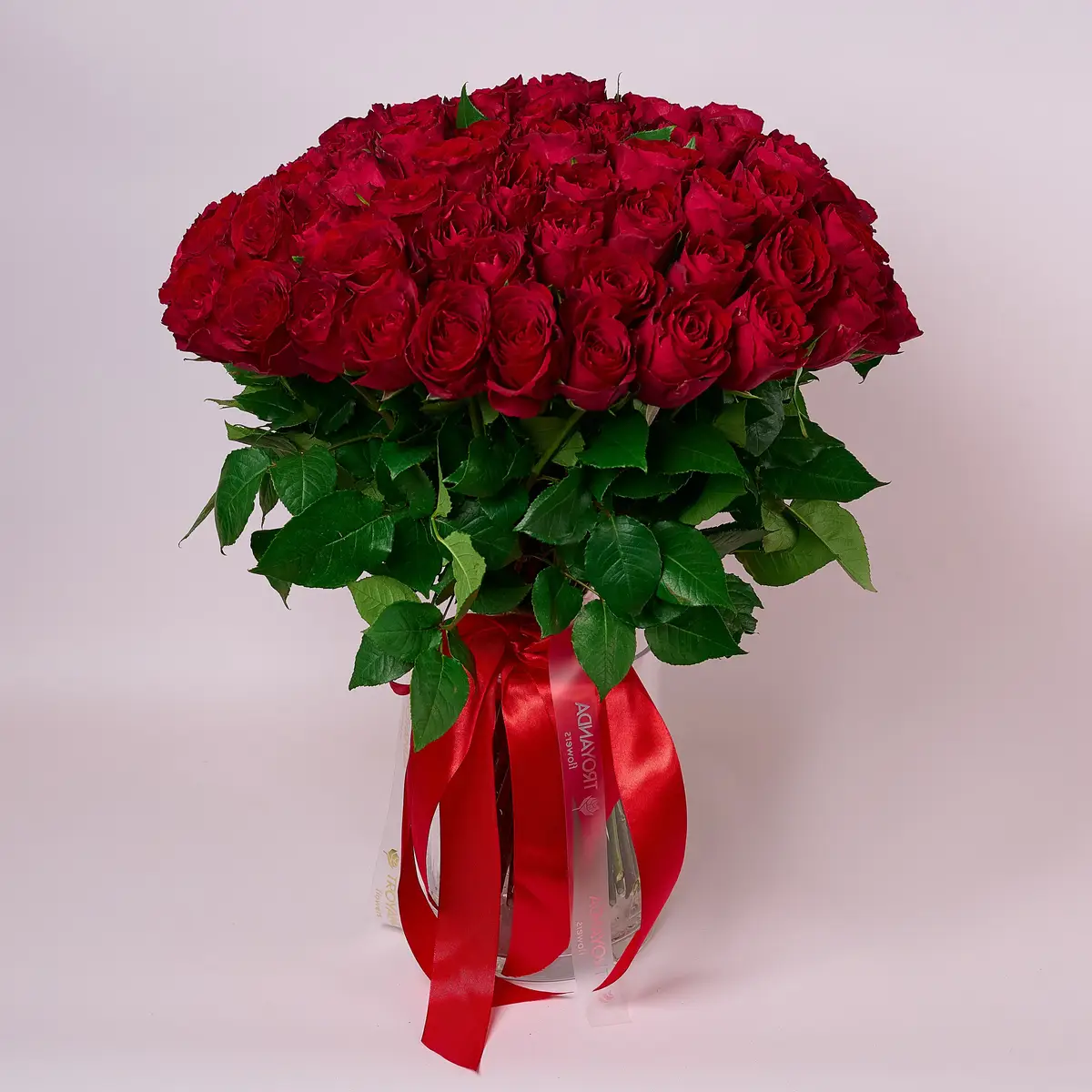 Букет 75 Троянд червоних Мадам Ред купити