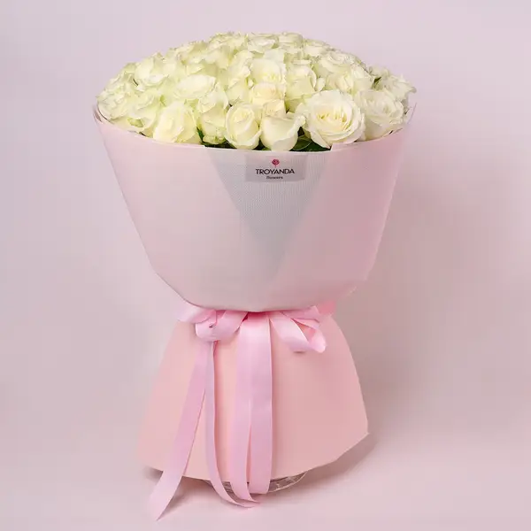 Букет 55 Троянд білих Альпе Де Хуез купити