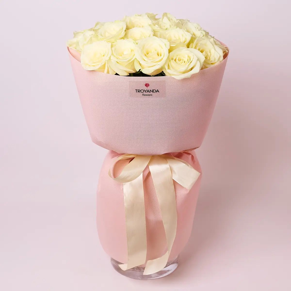 Букет 27 Троянд білих Сновсторм купити