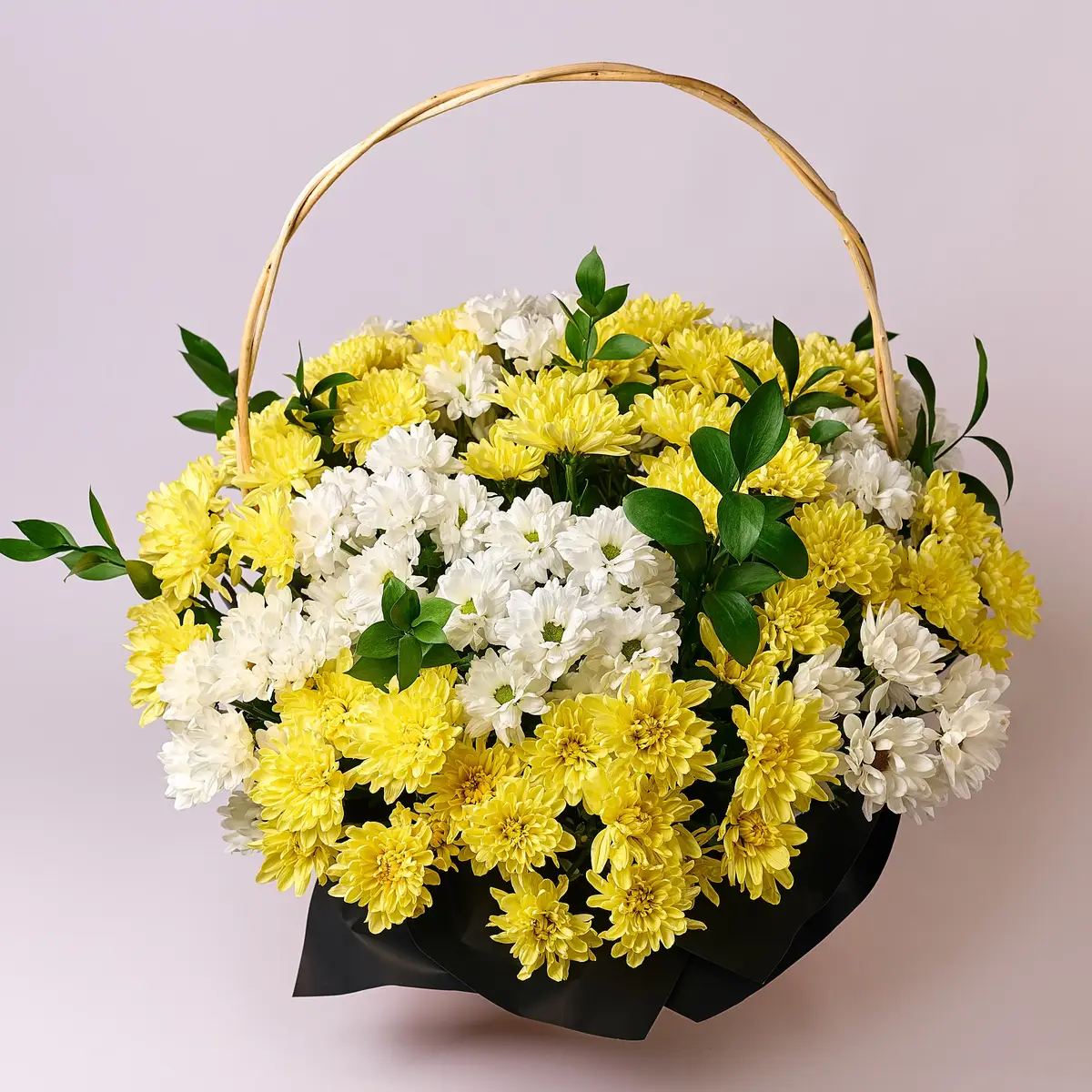 Корзина траурна з Хризантем купити недорого в Україні, фото 2