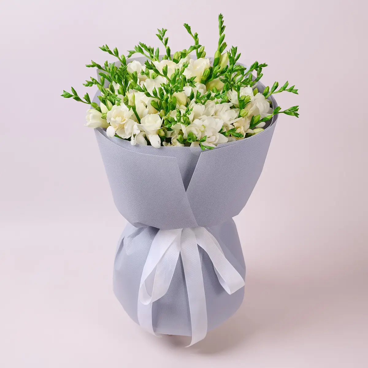 Букет 45 Білих Фрезій купити