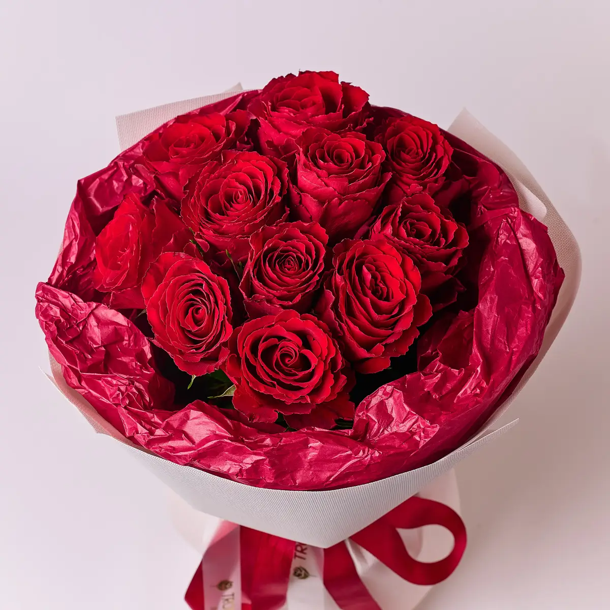 Букет 11 Троянд червоних Мадам Ред купити недорого в Україні, фото 2