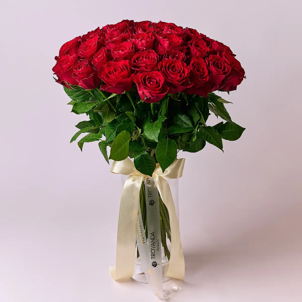 Букет 35 Троянд червоних Мадам Ред купити