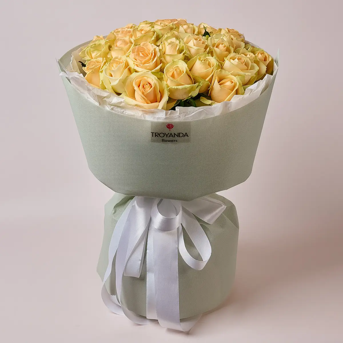 Букет 27 Роз Пич Аваланч купить