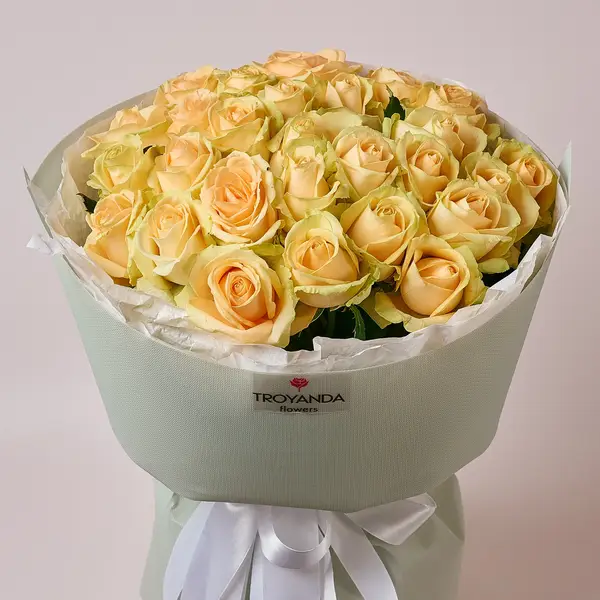 Букет 27 Роз Пич Аваланч купить