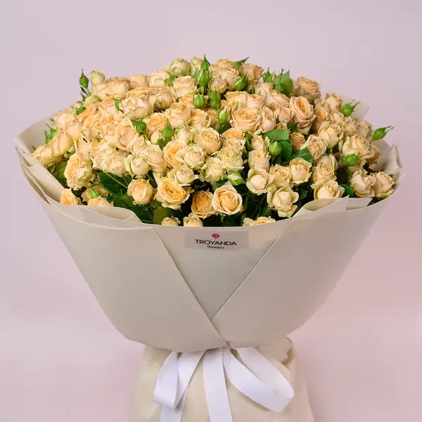 Букет 39 Роз спрей Тринити купить