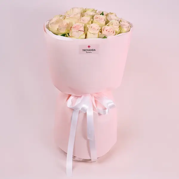 Букет 27 Троянд Хай Брайдл купити