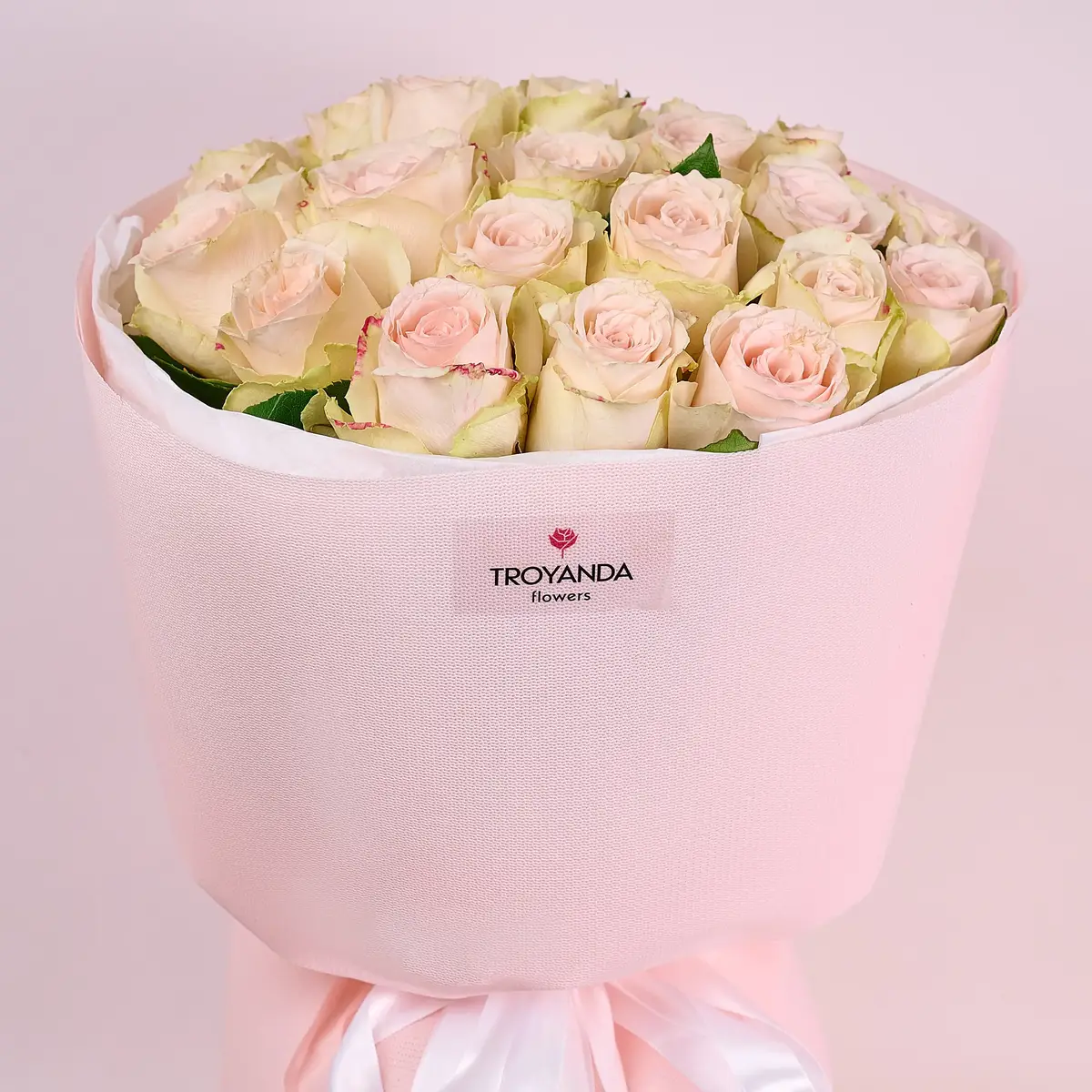 Букет 27 Троянд Хай Брайдл купити недорого в Україні, фото 2