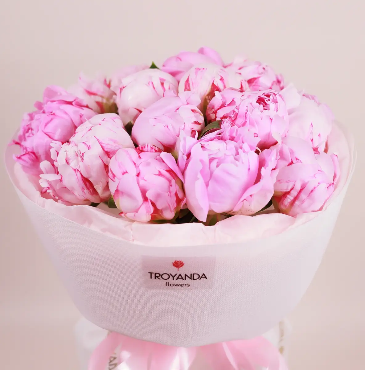 Букет из 15 розовых пионов Сара Бернард купить недорого в Украине, фото 2