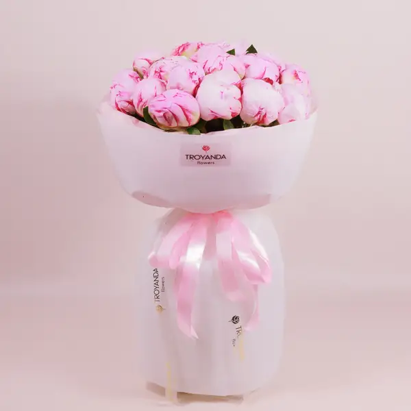 Букет из 25 розовых пионов Сара Бернард купить