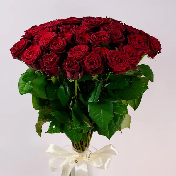 Букет 39 Троянд червоних Гран Прі купити