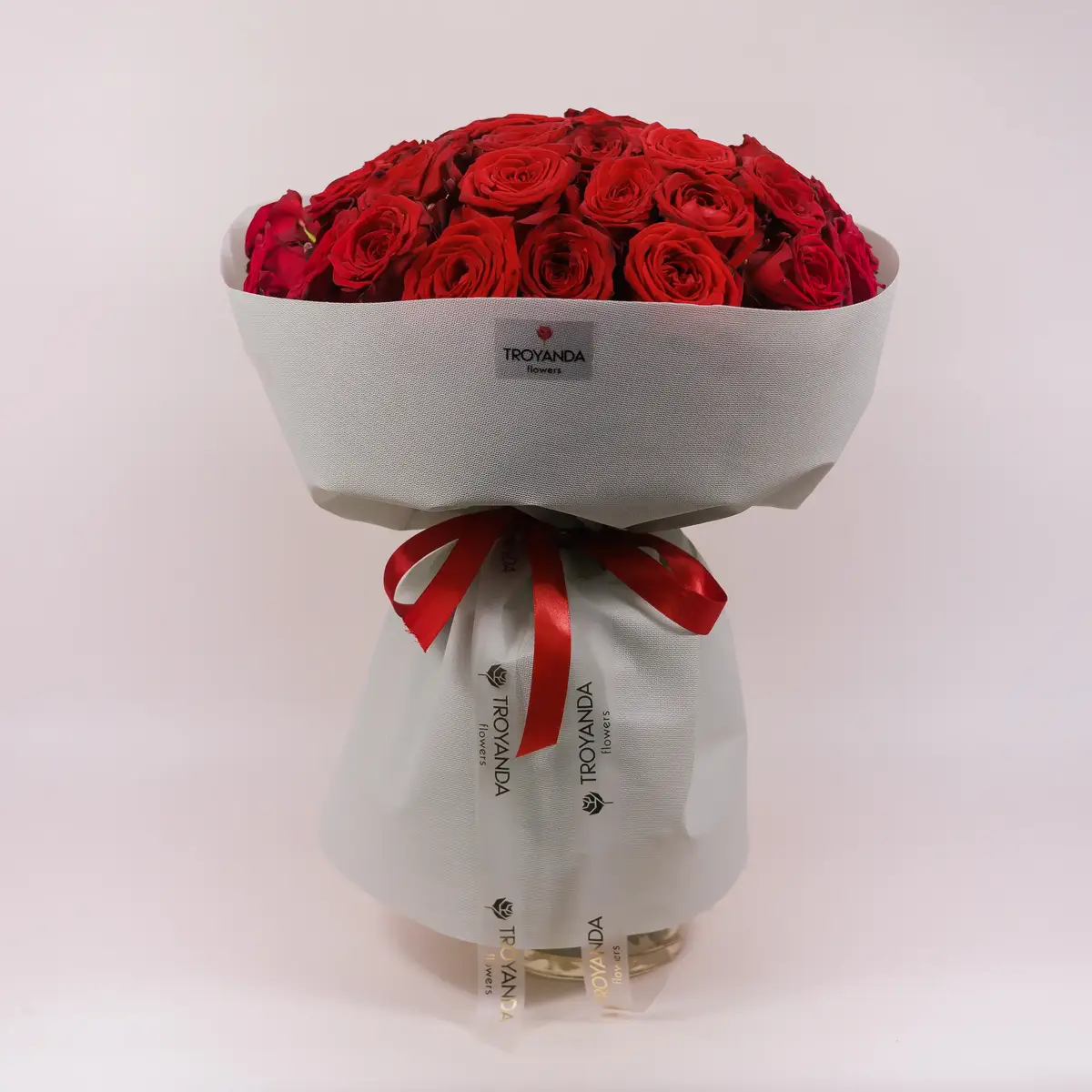 Букет из 39 роз красных Ред Наоми купить