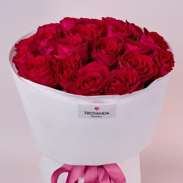 Букет 21 Троянда Мадам Церіз купити