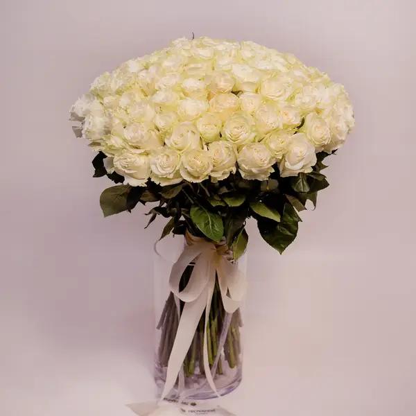 Букет 75 Троянд білих Мондіаль купити