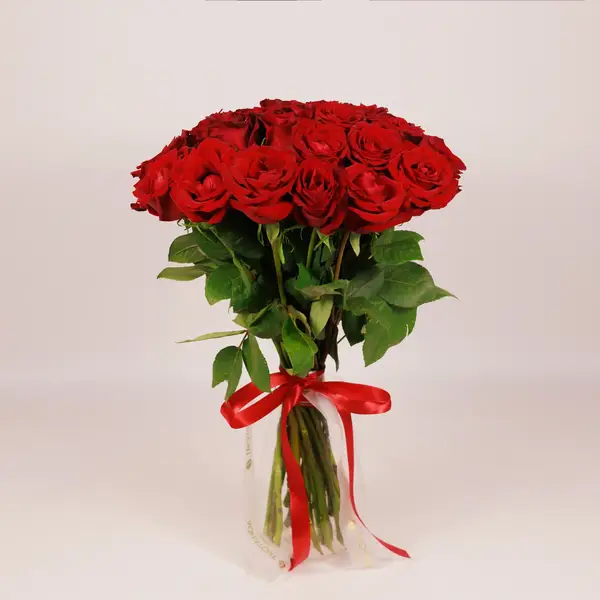 Букет 29 Роз красных Эвер Ред купить