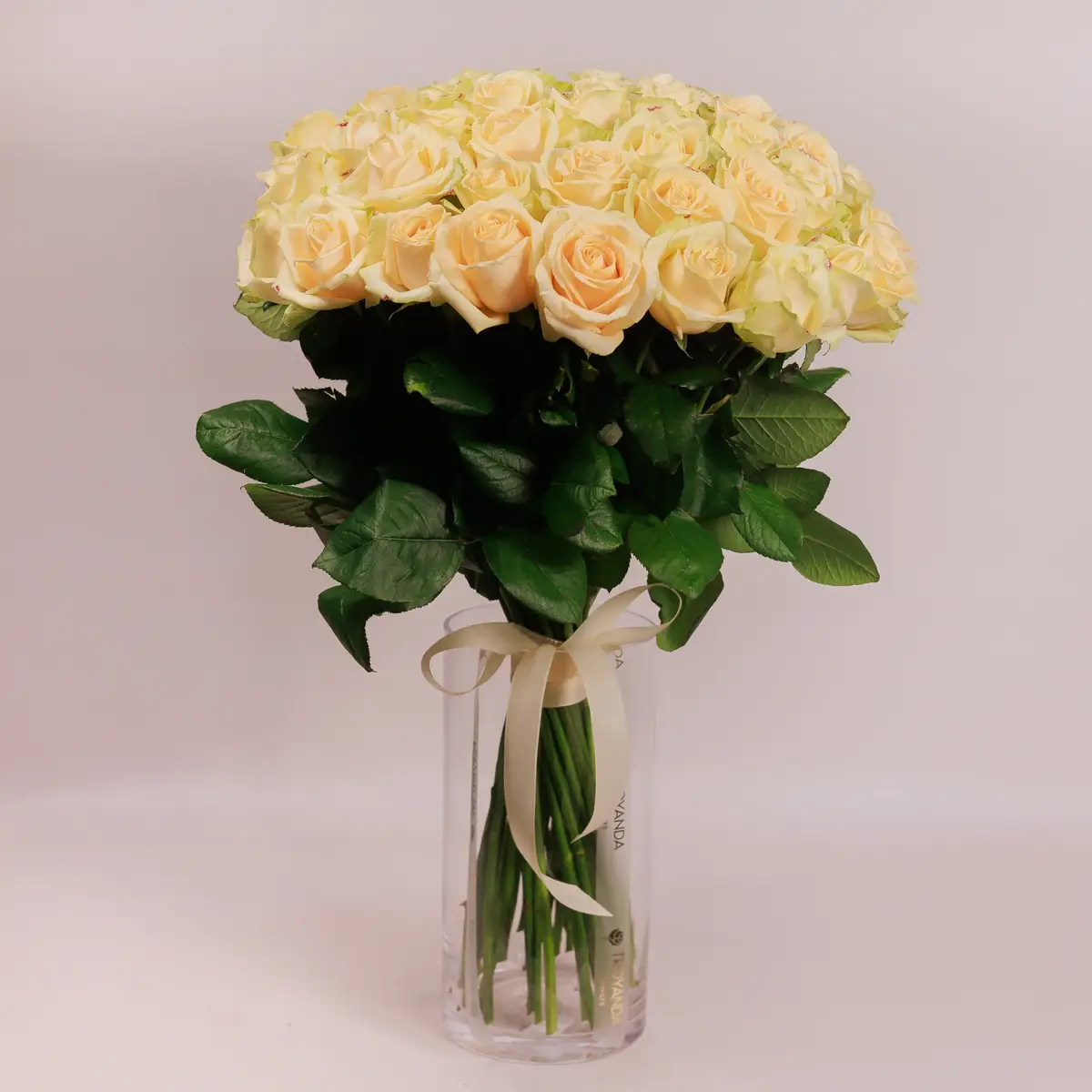 Букет 39 Роз Пич Аваланч купить