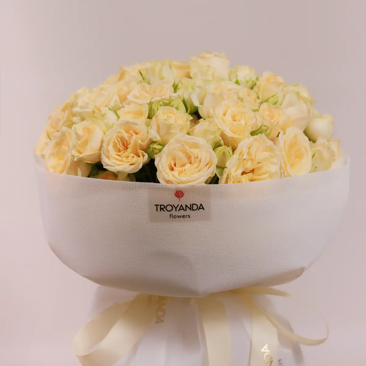 Букет 15 Троянд спрей Салінеро купити недорого в Україні, фото 2