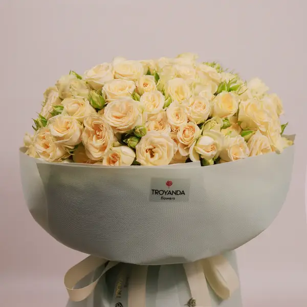 Букет 31 Троянда спрей Салінеро купити