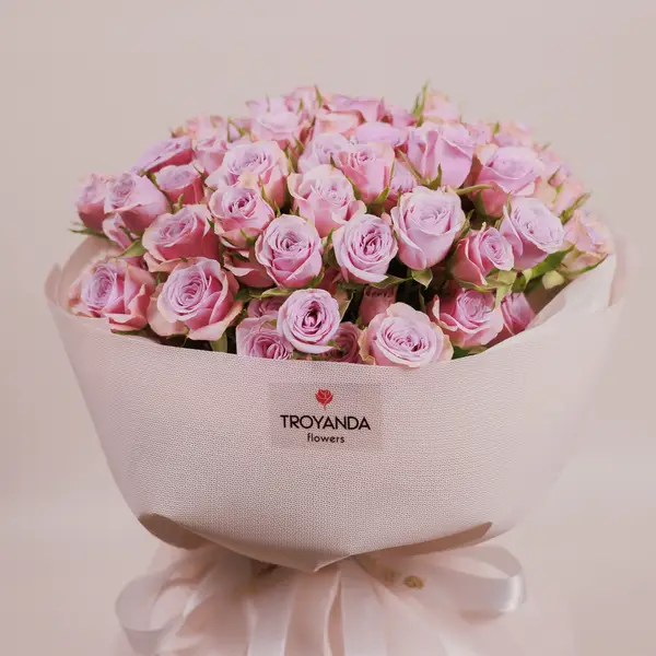 Букет 25 Троянд спрей Лейла купити