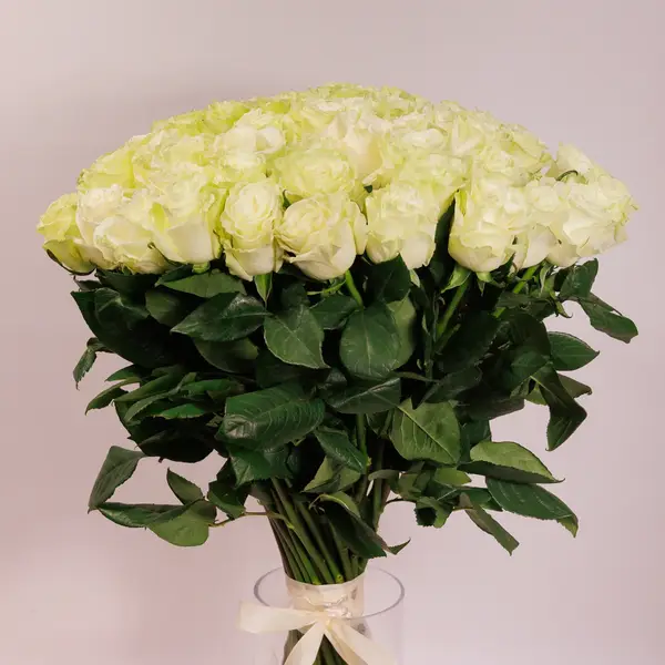 Букет 49 Троянд білих Мондіаль купити