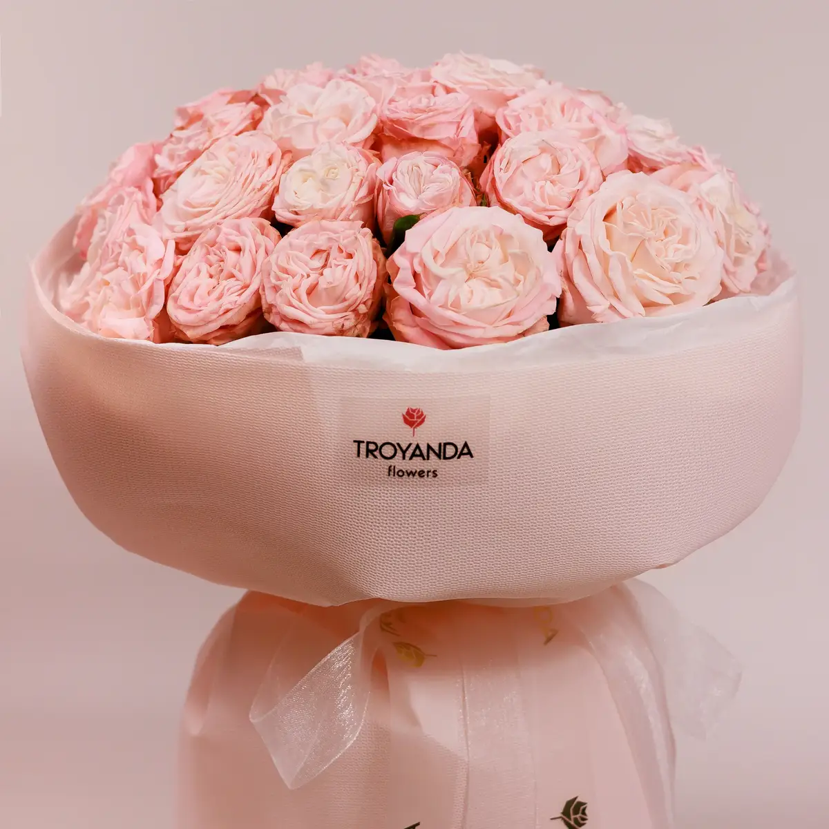 Букет 35 Троянд Мадам Бомбастик купити недорого в Україні, фото 2