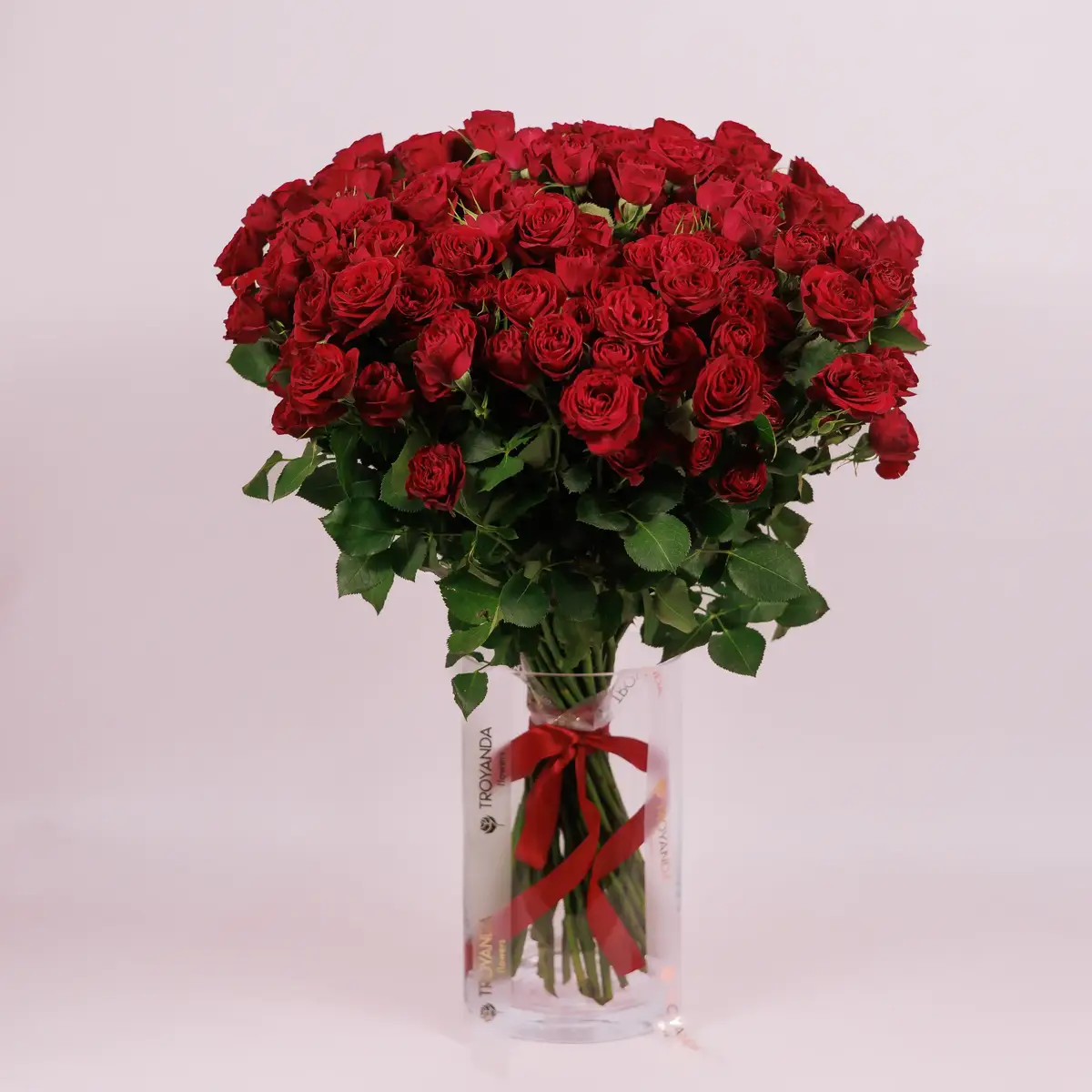 Букет 41 Троянда спрей Ред Трендсетер купити