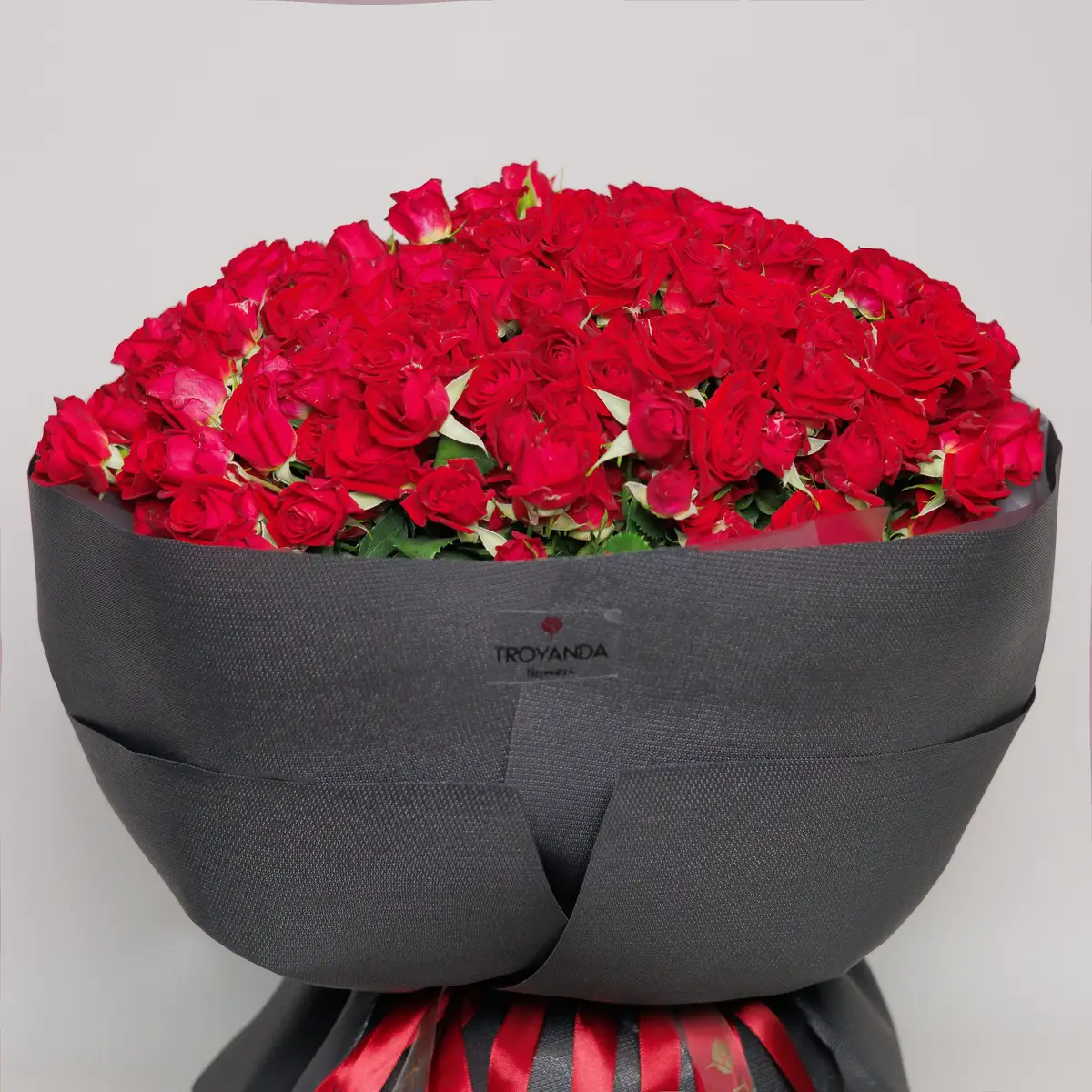 Букет 55 Троянд спрей Домініка купити недорого в Україні, фото 2