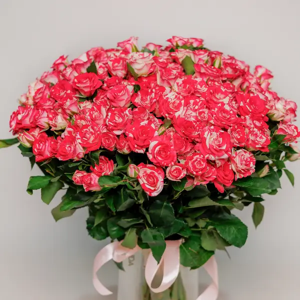 Букет 45 Роз спрей Фейерворкс купить