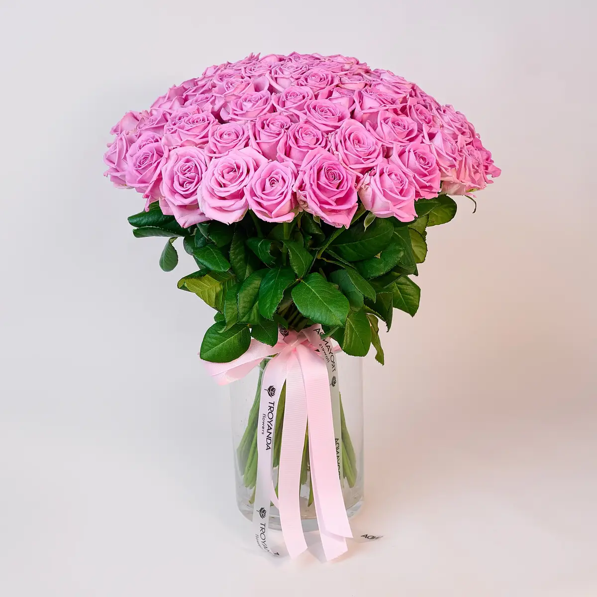 Букет 65 Троянд Аква купити