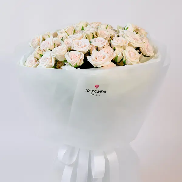 Букет 15 Троянд спрей Роял Порцеліна купити