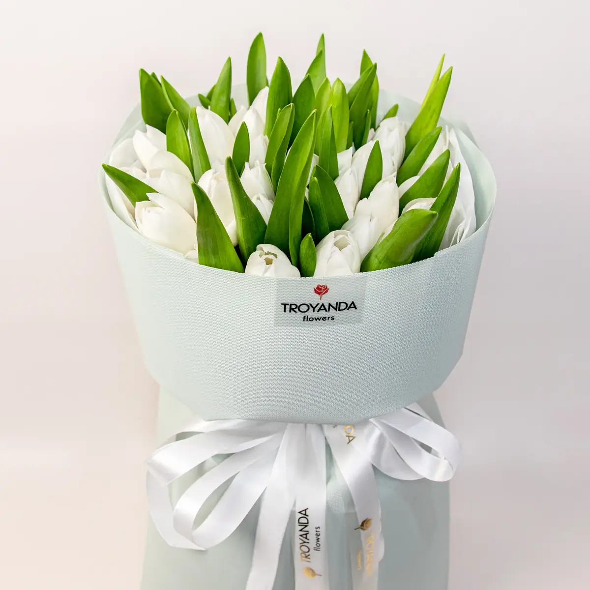 Букет из 35 белых тюльпанов купить недорого в Украине, фото 2
