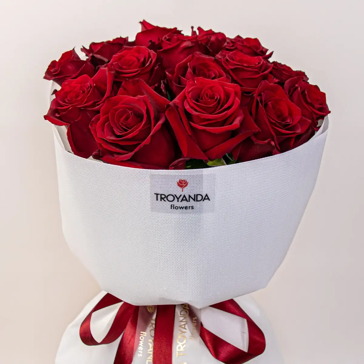 Букет 15 Роз красных Эксплорер купить недорого в Украине, фото 2