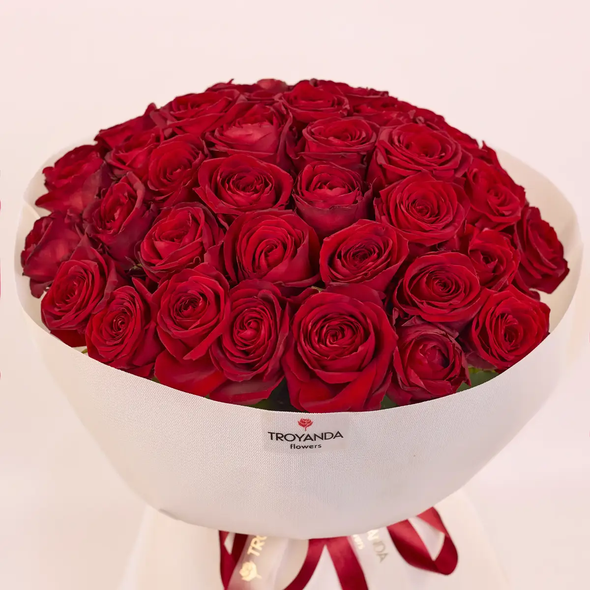 Букет 45 Троянд червоних Ред Наомі купити недорого в Україні, фото 2