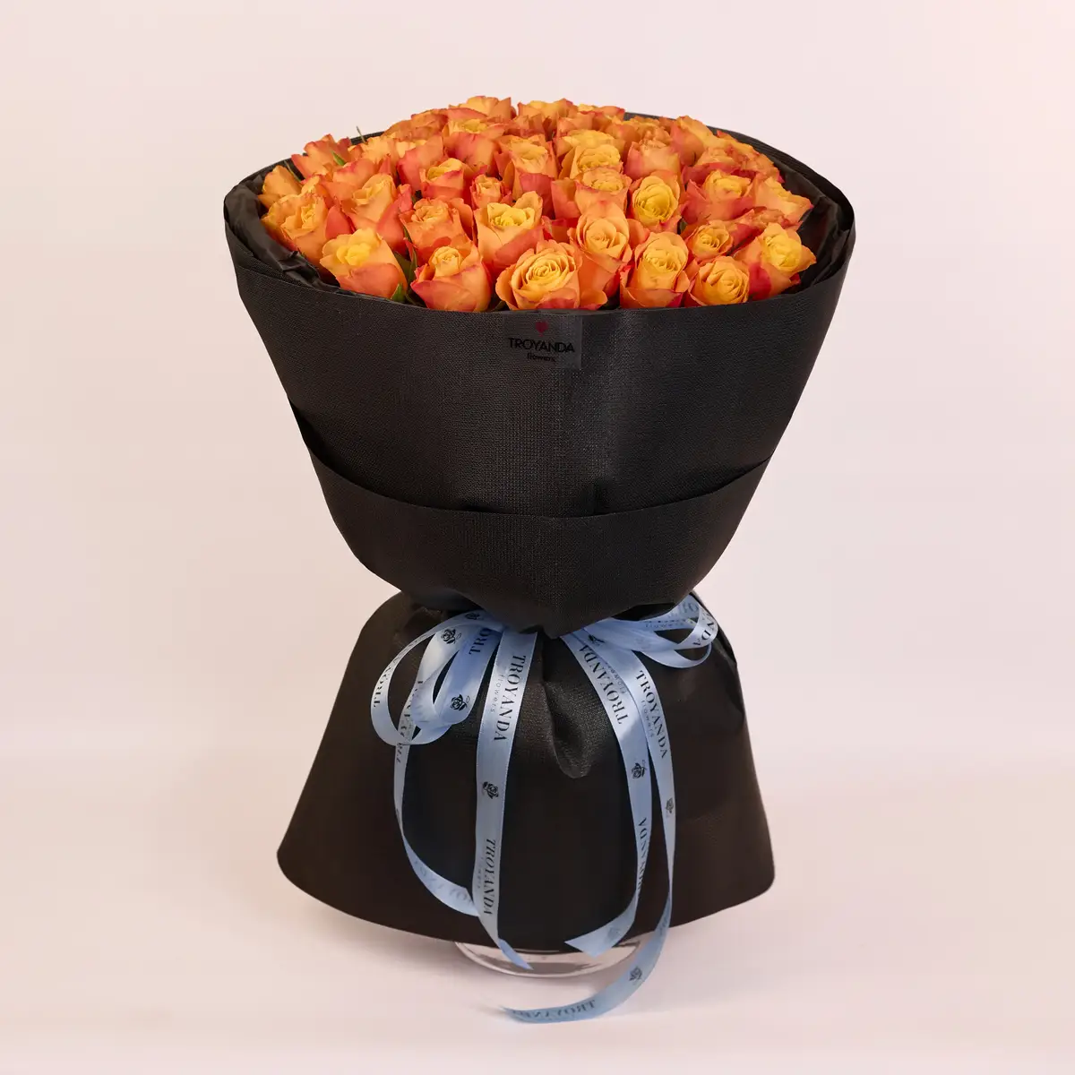 Букет 55 Троянд Конфідентіал купити