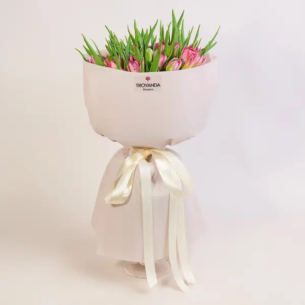 Букет 25 Розовых пионовидных Тюльпанов купить